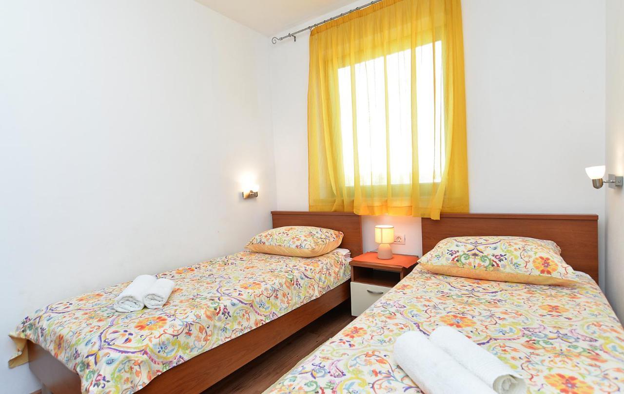 Apartment Jadranko 1761 เปโรย ภายนอก รูปภาพ