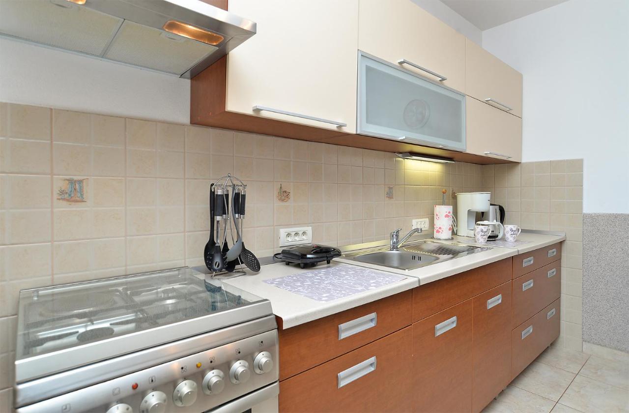 Apartment Jadranko 1761 เปโรย ภายนอก รูปภาพ