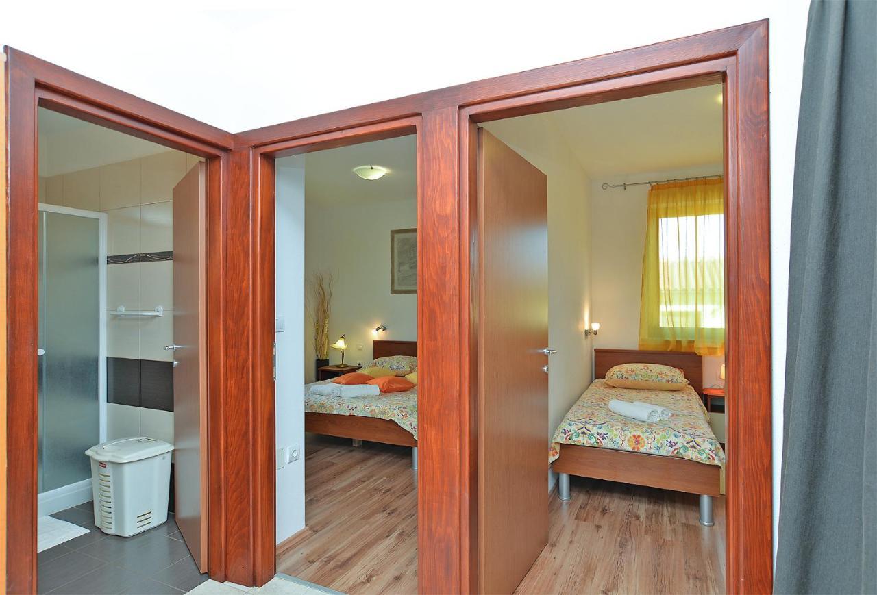 Apartment Jadranko 1761 เปโรย ภายนอก รูปภาพ