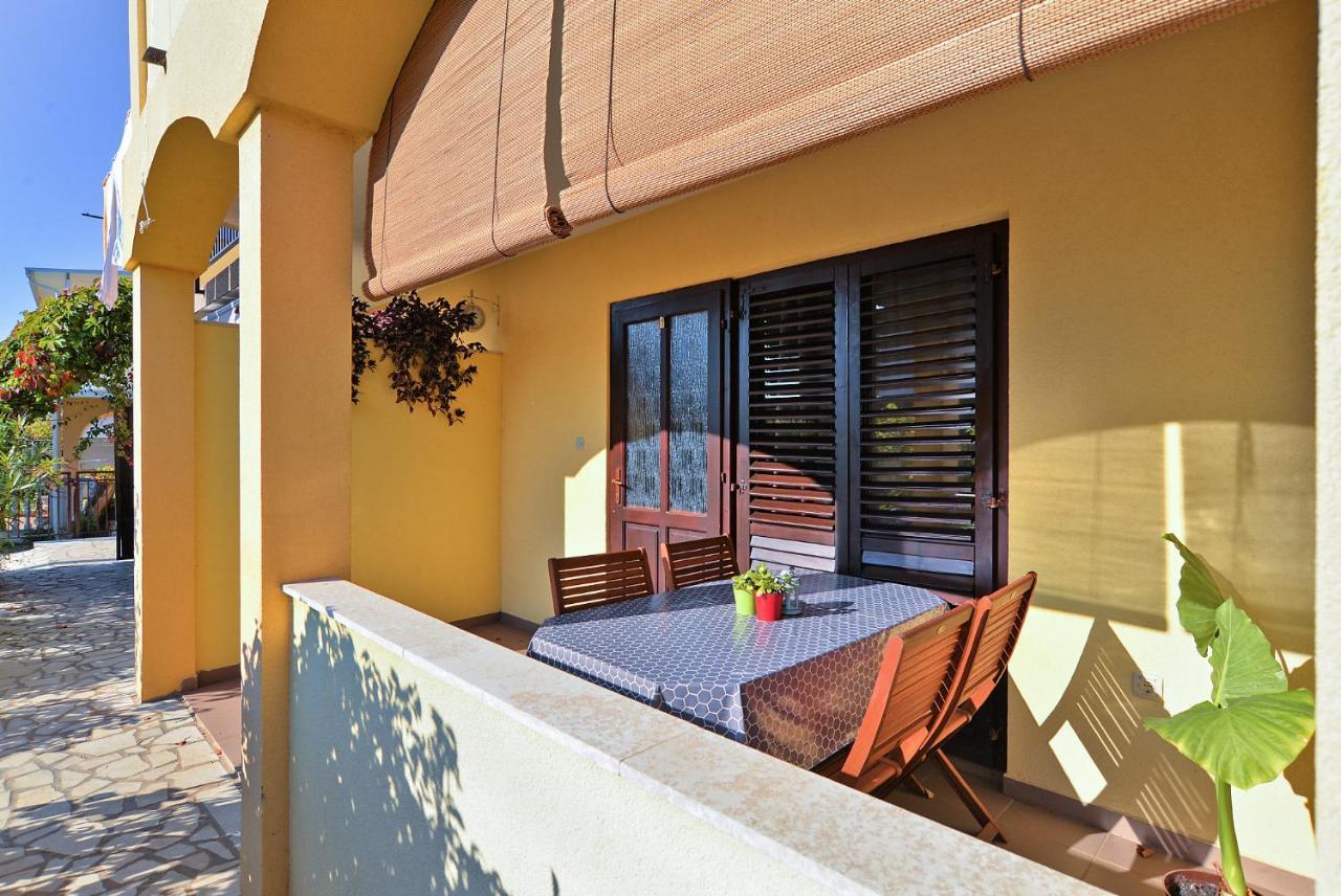 Apartment Jadranko 1761 เปโรย ภายนอก รูปภาพ